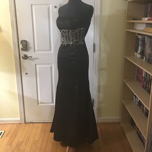 Strapless Black Evening Gown with Decorative Waist